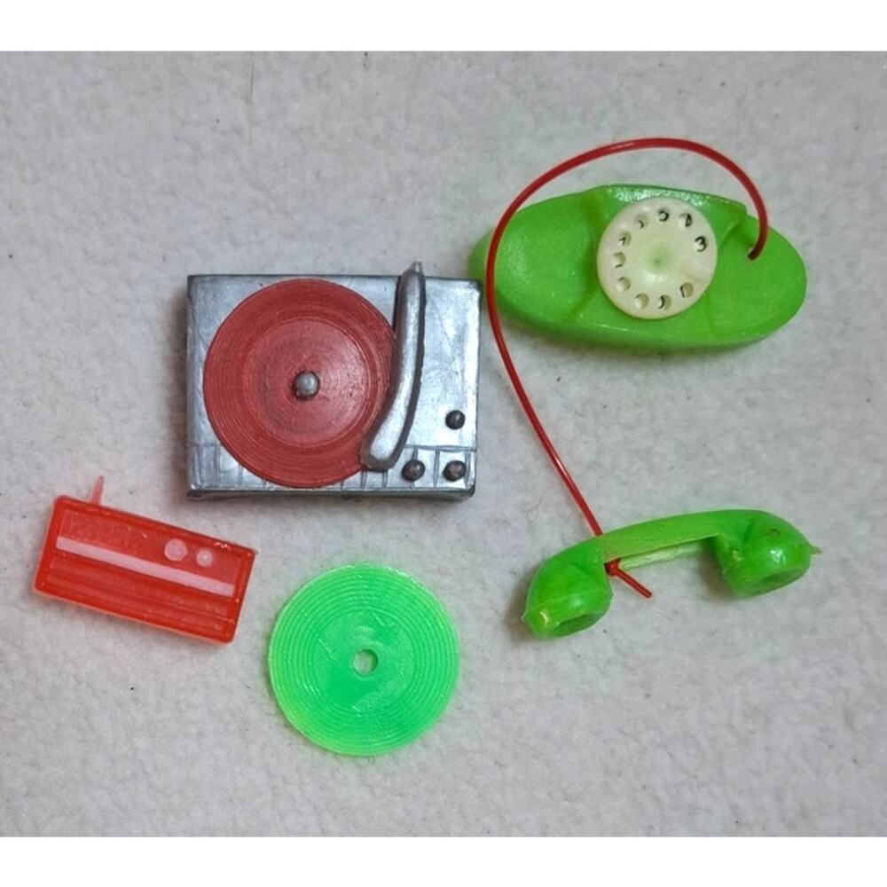 Vintage Barbie Size Toys 1/6 Scale Transistor Radio Record Player Rotary Phone